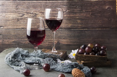 紅酒不能和什么一起吃 八種食物不能和紅酒搭配